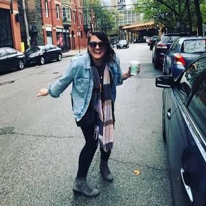 Meet your Posher, Caitlin